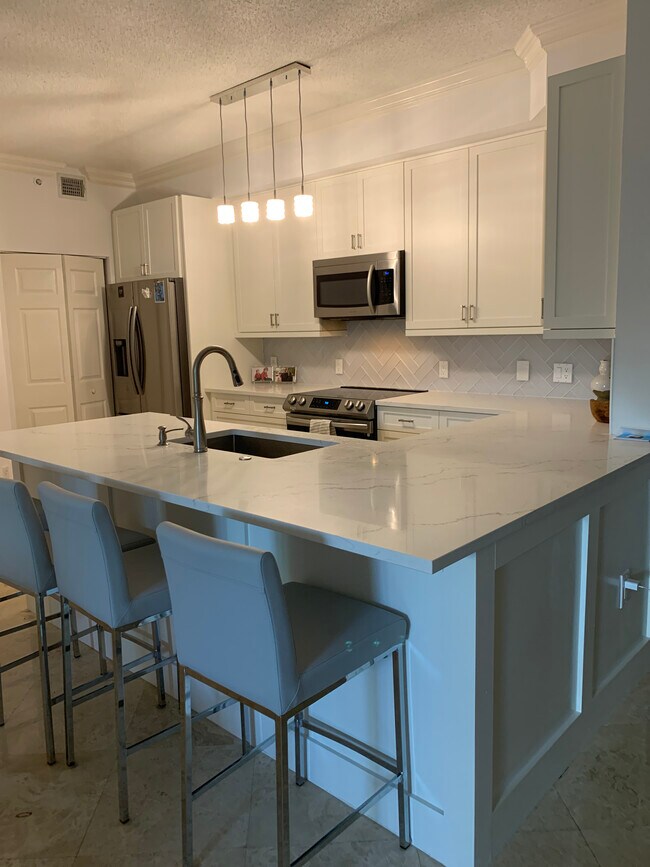 Kitchen - 3606 S Ocean Blvd
