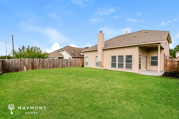 Building Photo - 14811 Forest Enclave Ln