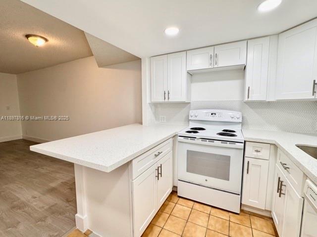 Building Photo - 8290 Lake Dr