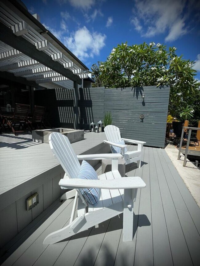 Building Photo - 605 Kensington Pl