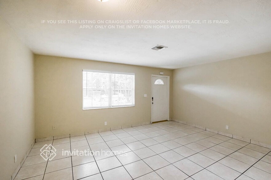 Building Photo - 1380 SW 26th Terrace