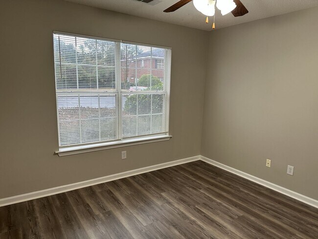 Building Photo - 76 Al Henderson Blvd