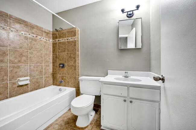 Building Photo - 321cam