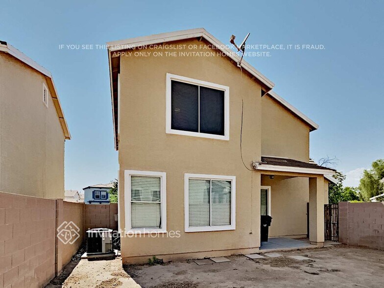 Building Photo - 1323 S 121st Ln