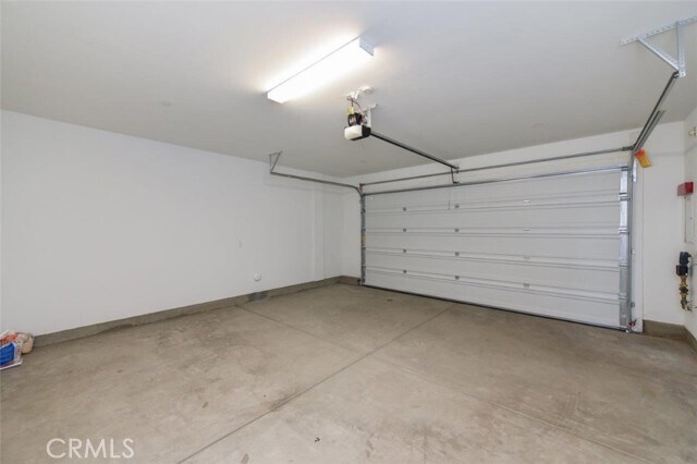 Building Photo - 132 Chorus