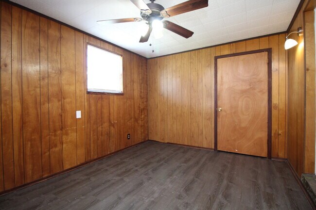 Building Photo - Flexible 3BR Home with Bonus Room, Covered Patio & Fully Fenced Yard