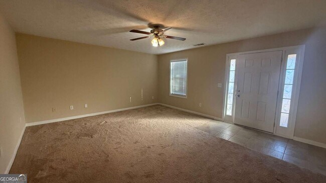 Building Photo - 5025 Village Run Dr