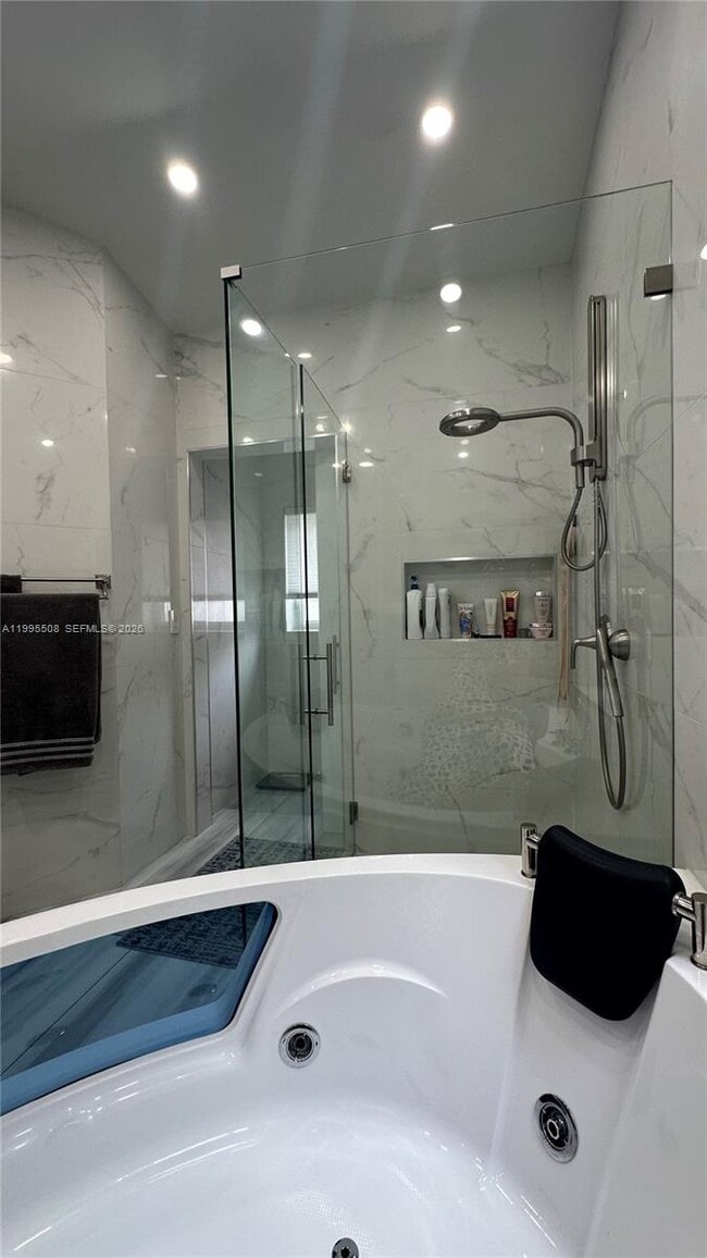 Building Photo - 13411 SW 17th Ct