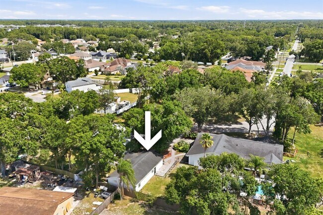 Building Photo - 15509 Casey Rd Ext