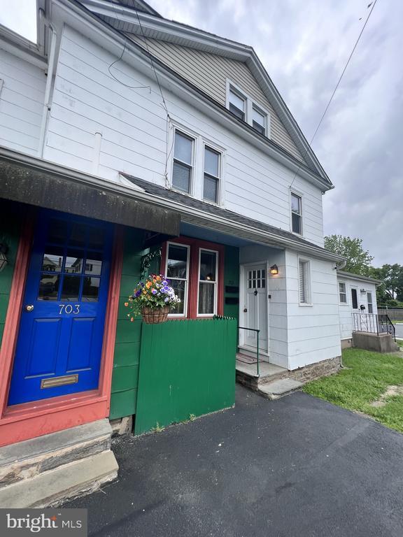 Building Photo - 703 Bethlehem Pike