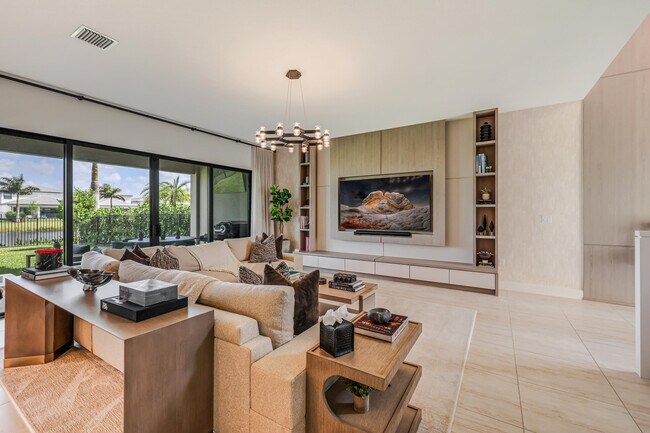 Building Photo - 8283 Royal County Down Rd