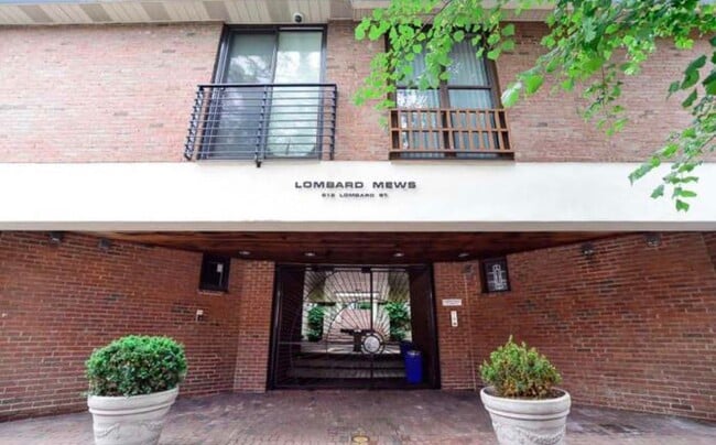 Building Photo - 812 Lombard St