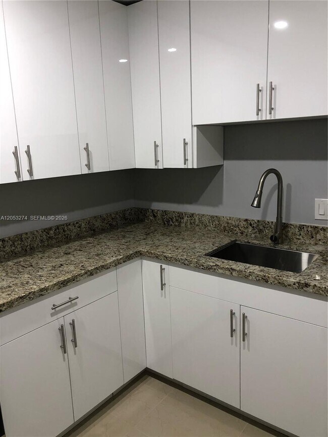 Building Photo - 7787 SW 86th St