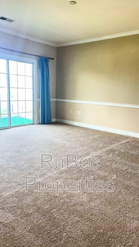 Building Photo - 8967 Meadow Vista Rd