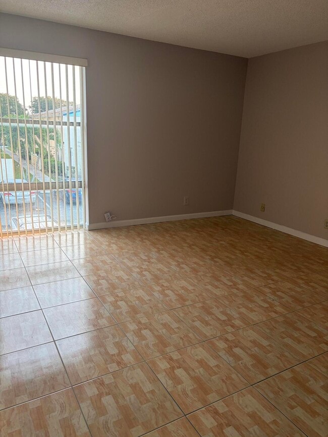 Building Photo - 2051 NW 46th Ave