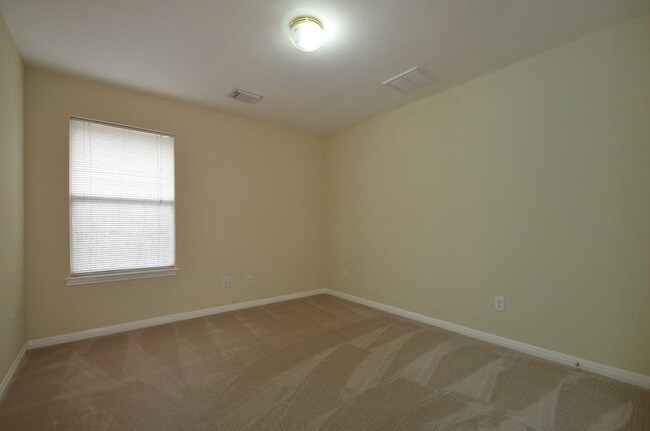 Building Photo - 2000 Maize Bend Dr