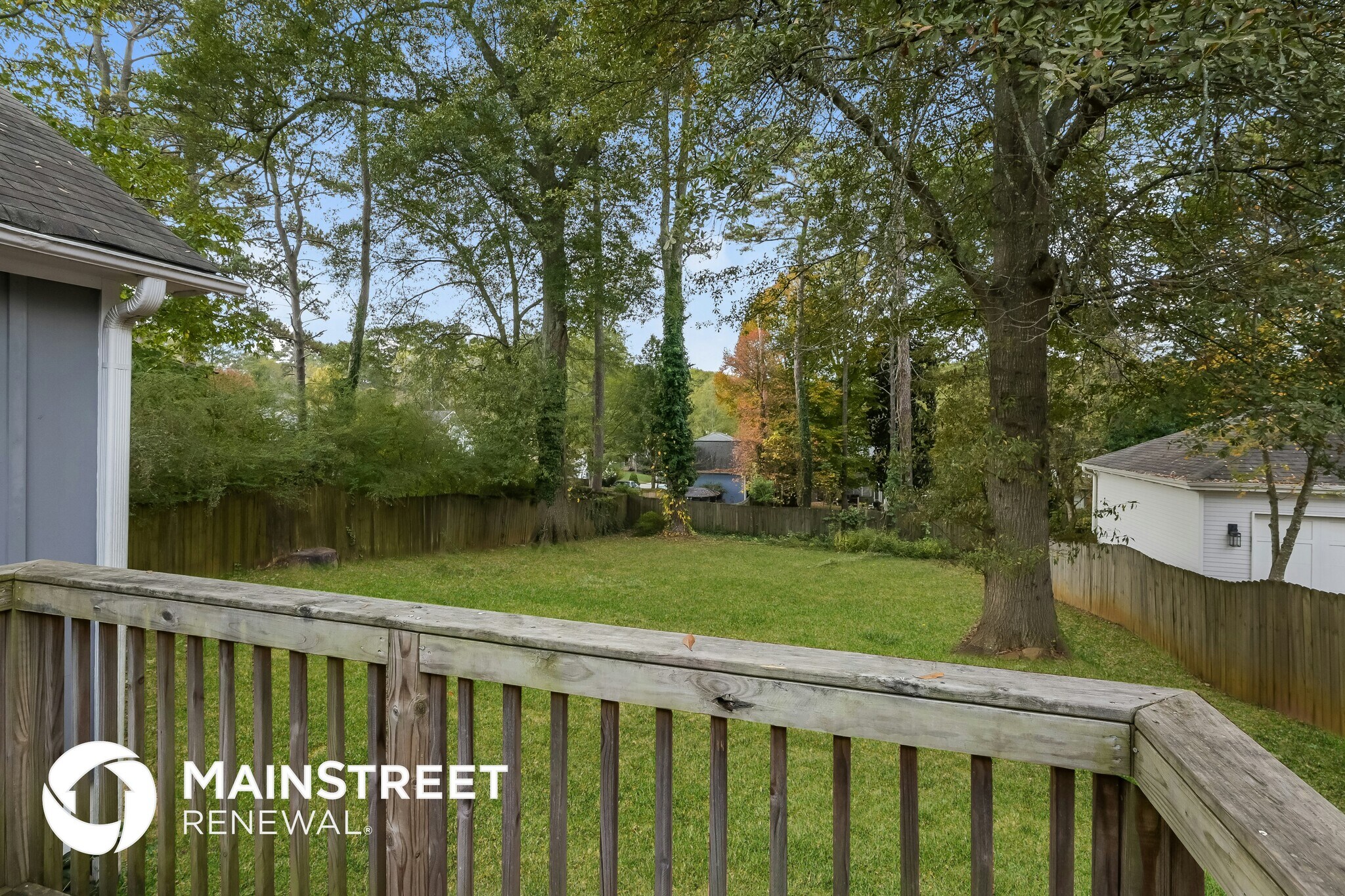 Building Photo - 129 McClean St