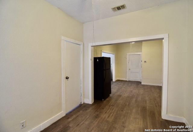 Building Photo - 210 PRINCETON AVE