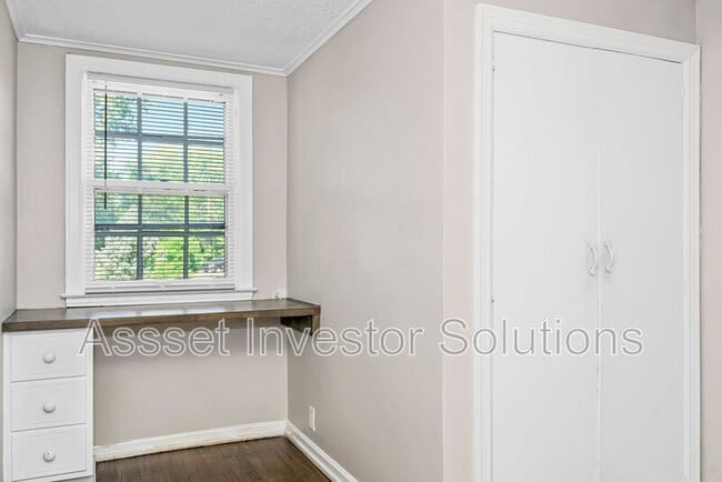 Building Photo - 4131 Eaton St