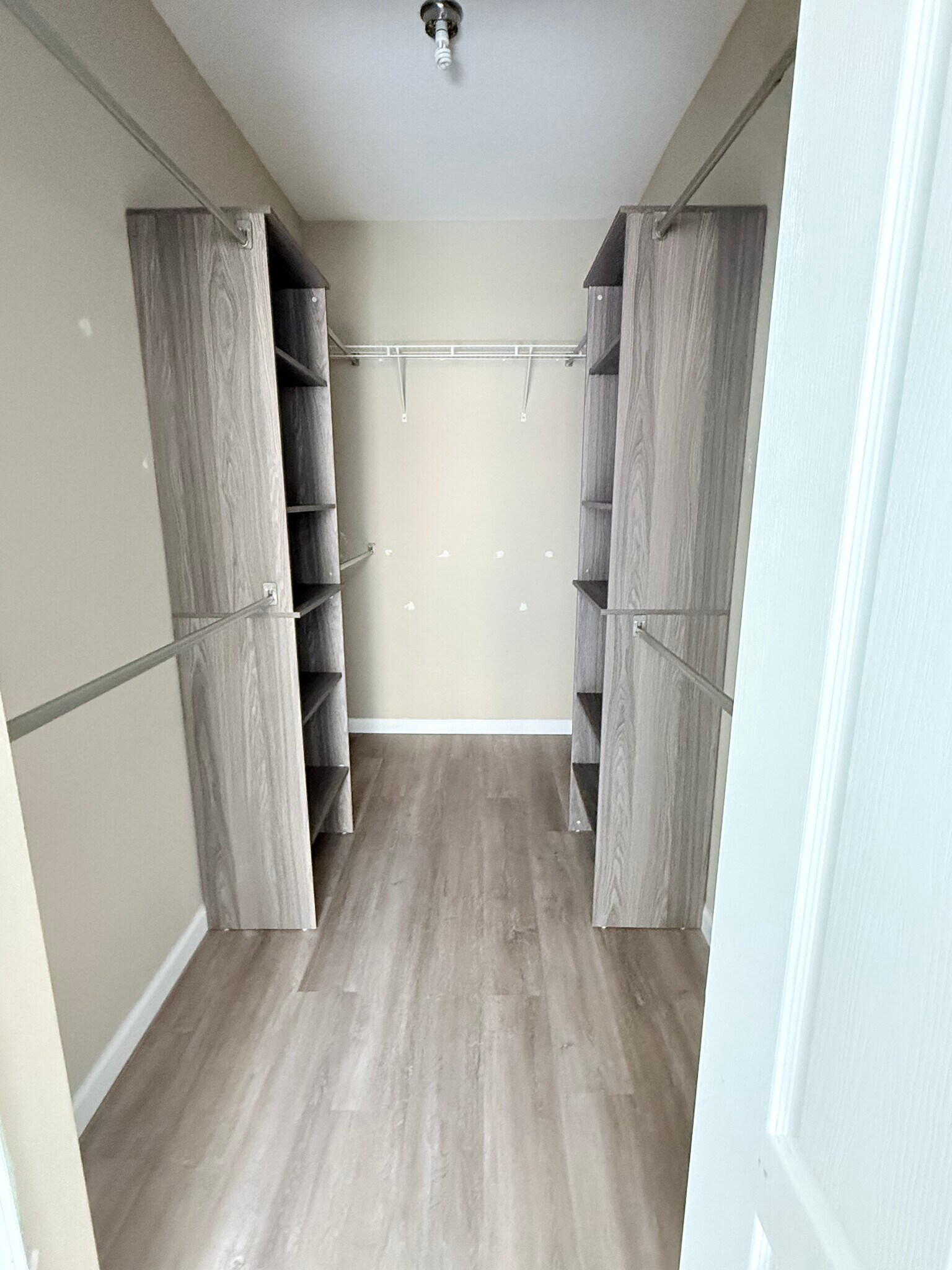 Building Photo - 2725 Via Cipriani