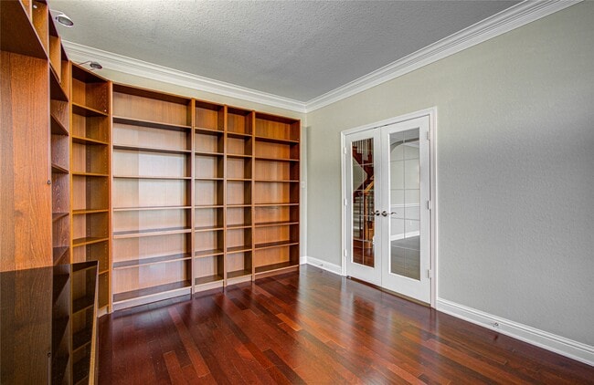 Building Photo - 3730 Arundel Gardens Ln