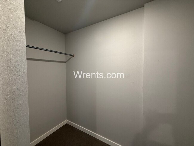 Building Photo - Charming 1 Bed / 1 Bath Apartment in Davenport, WA