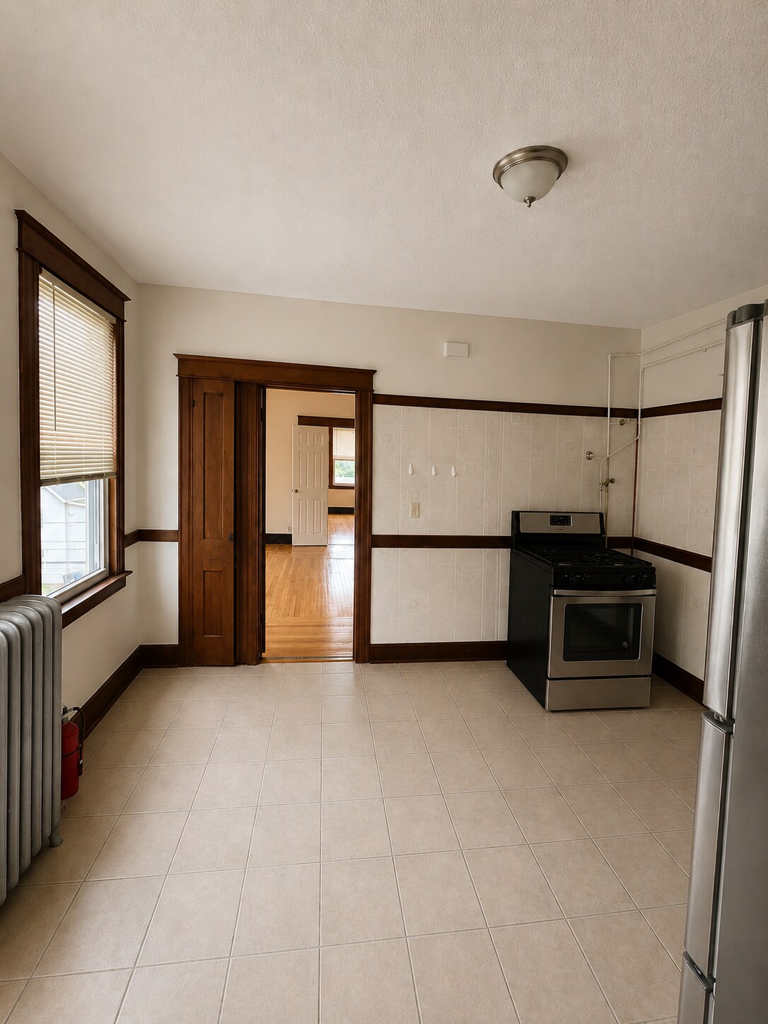 Building Photo - 98 Jubilee St