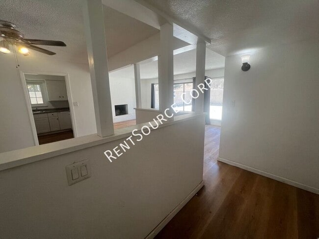 Building Photo - 850 Linda Ln