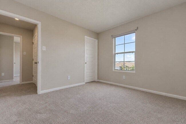 Building Photo - 68 Rd 51026