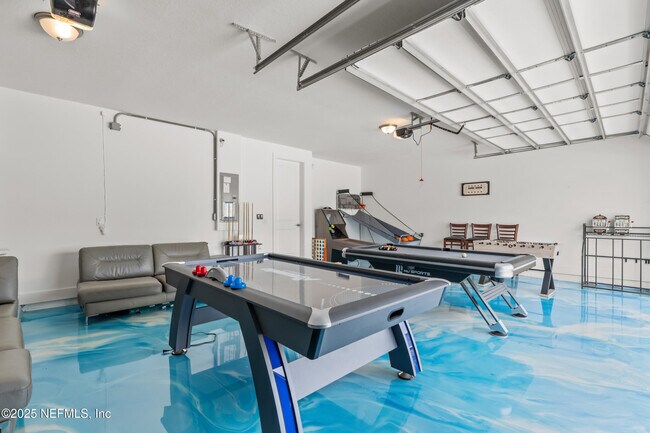 Building Photo - 127 Seaside Vis Ct