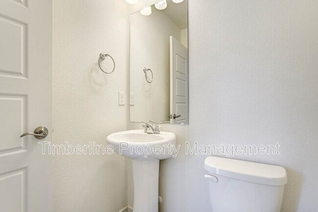 Building Photo - 6020 Ashmore Ln