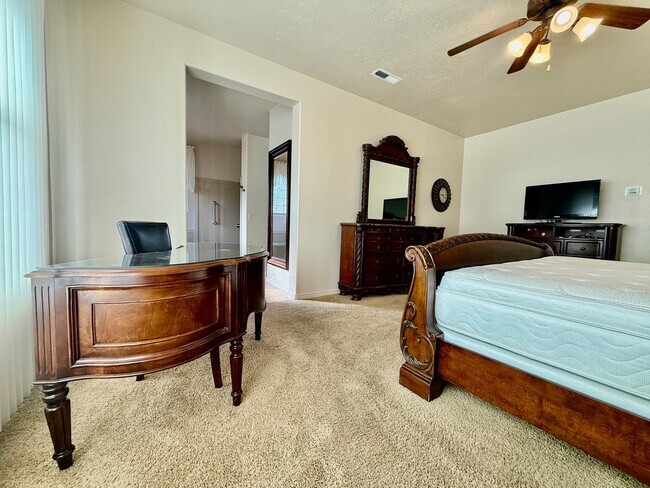 Building Photo - Lovely FURNISHED Three Bedroom Home in Ivins