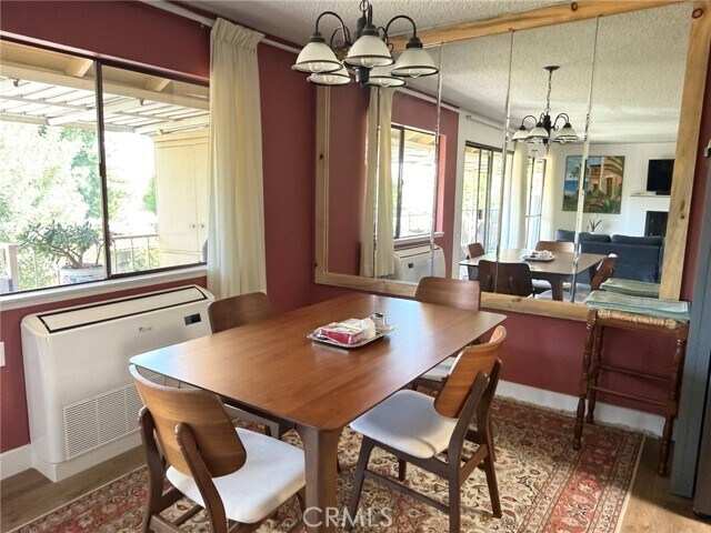 Building Photo - 861 Ronda Mendoza