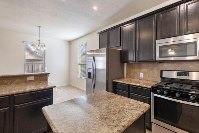 Building Photo - 30618 Lavender Trace Dr