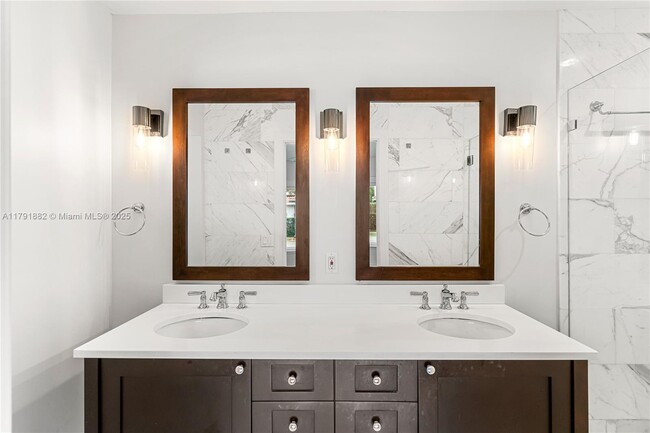 Building Photo - 3505 Crystal View Ct