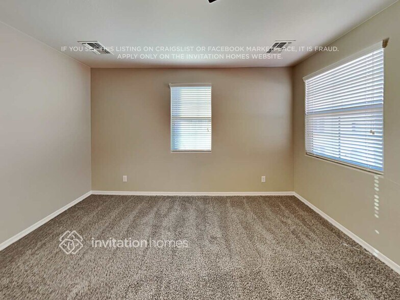 Building Photo - 1022 S Annie Ln