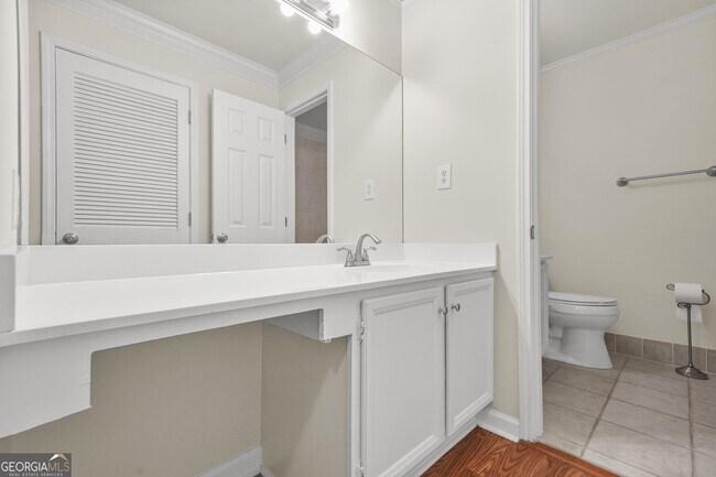 Building Photo - 23203 Plantation Dr NE