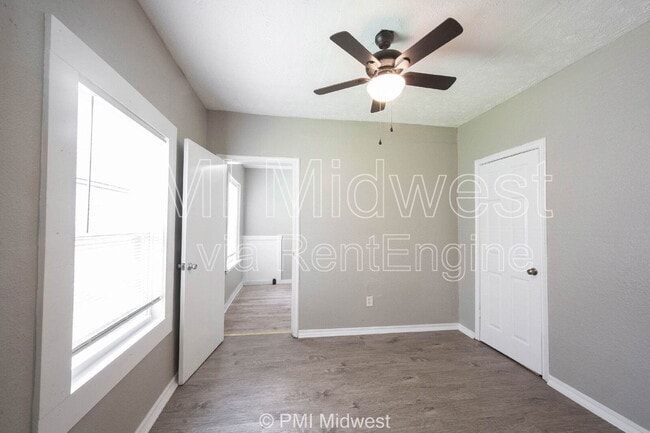 Building Photo - 2901 N Chester Ave