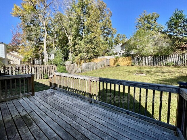 Building Photo - 341 Bahama Loop