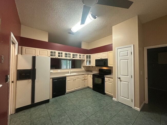 Building Photo - Stately Brick Home, Bent Creek Community &...