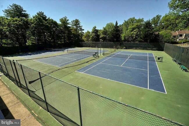 Building Photo - 5225 Pooks Hill Rd