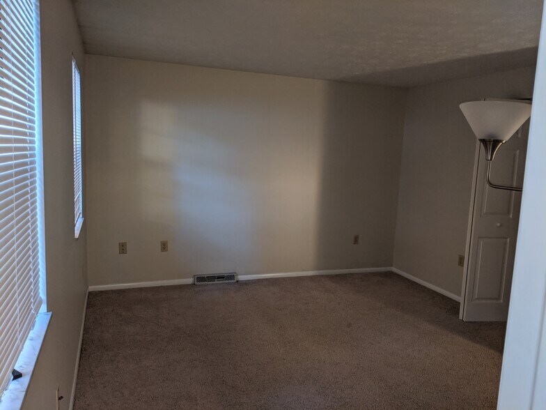 Upstairs-Bedroom 2 - 2568A Grouse Ridge