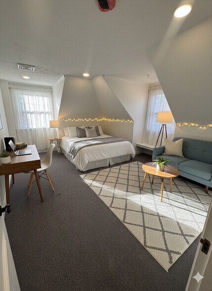 Bedroom #1 - 47 Kilsyth Rd