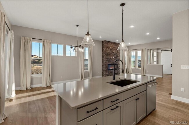 Building Photo - 16349 Bassett Ml Wy