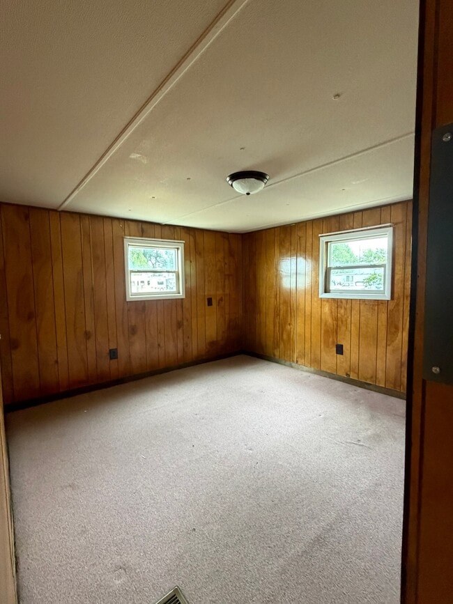 Building Photo - 737 S Billings Blvd