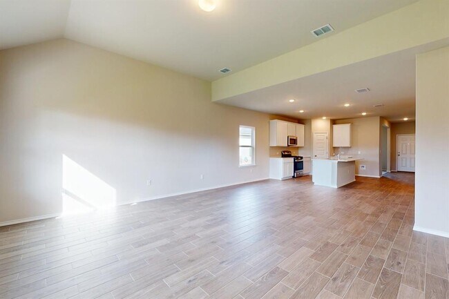 Building Photo - 4509 Beacon Bay Dr