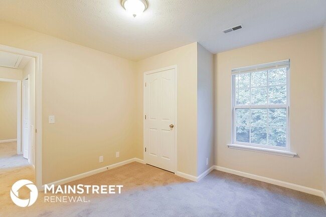 Building Photo - 1035 Tom Hailey Blvd