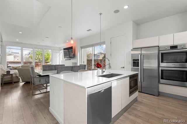 Building Photo - 1711 King St