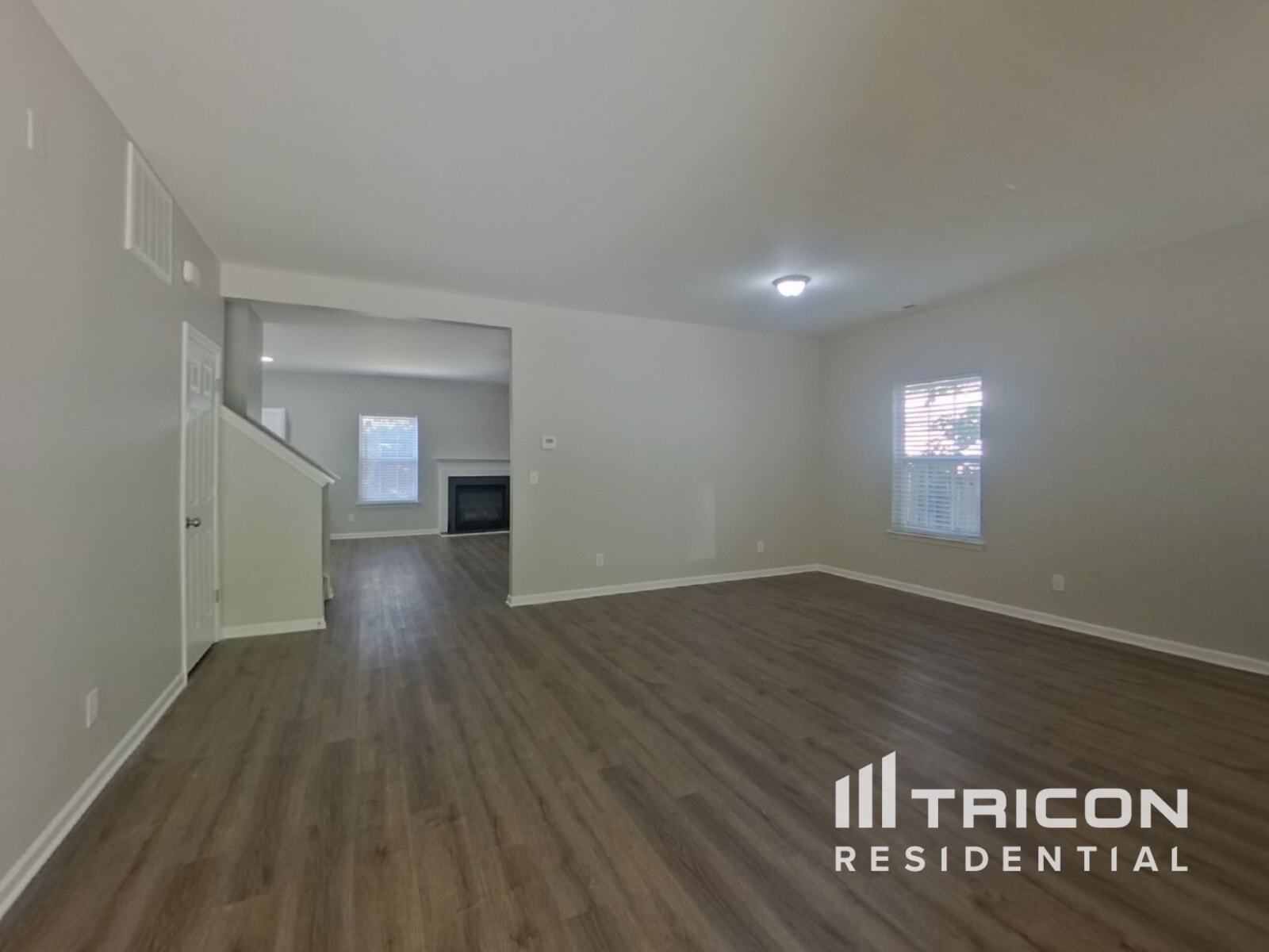 Building Photo - 11035 Elven Dr