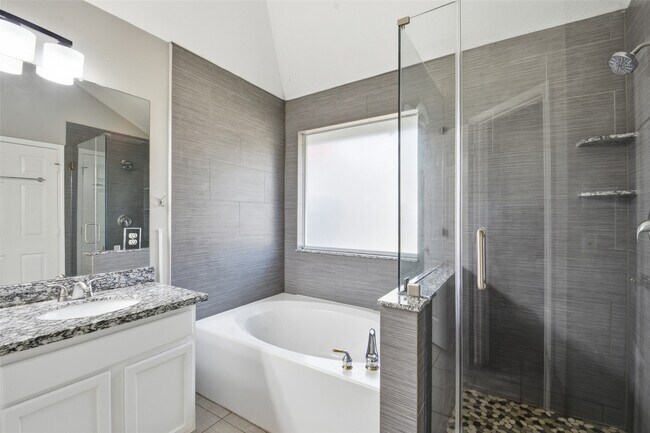 Building Photo - 24802 Sageford Ct